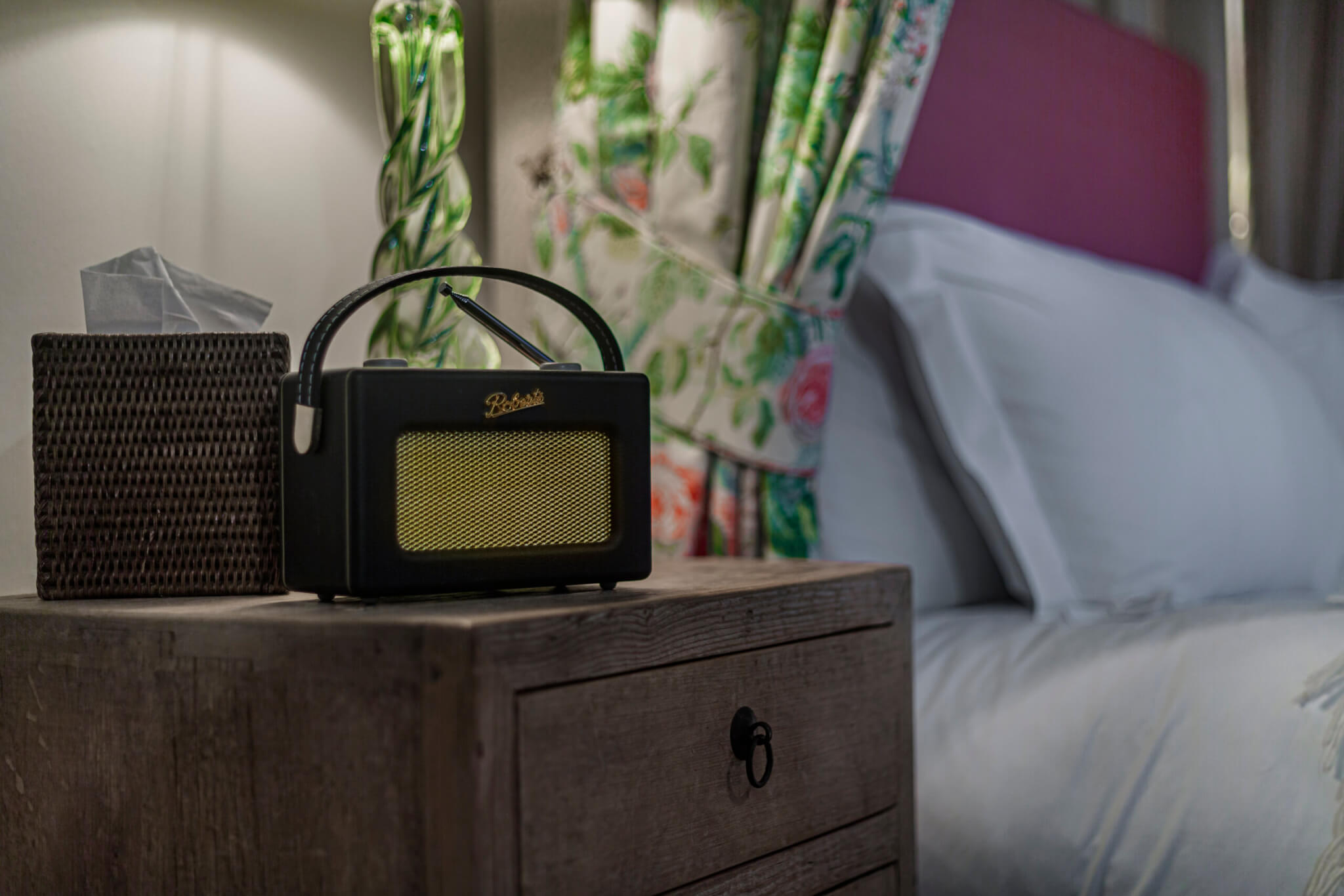 Deluxe 4 Poster Suite Hotel Malton 1 scaled