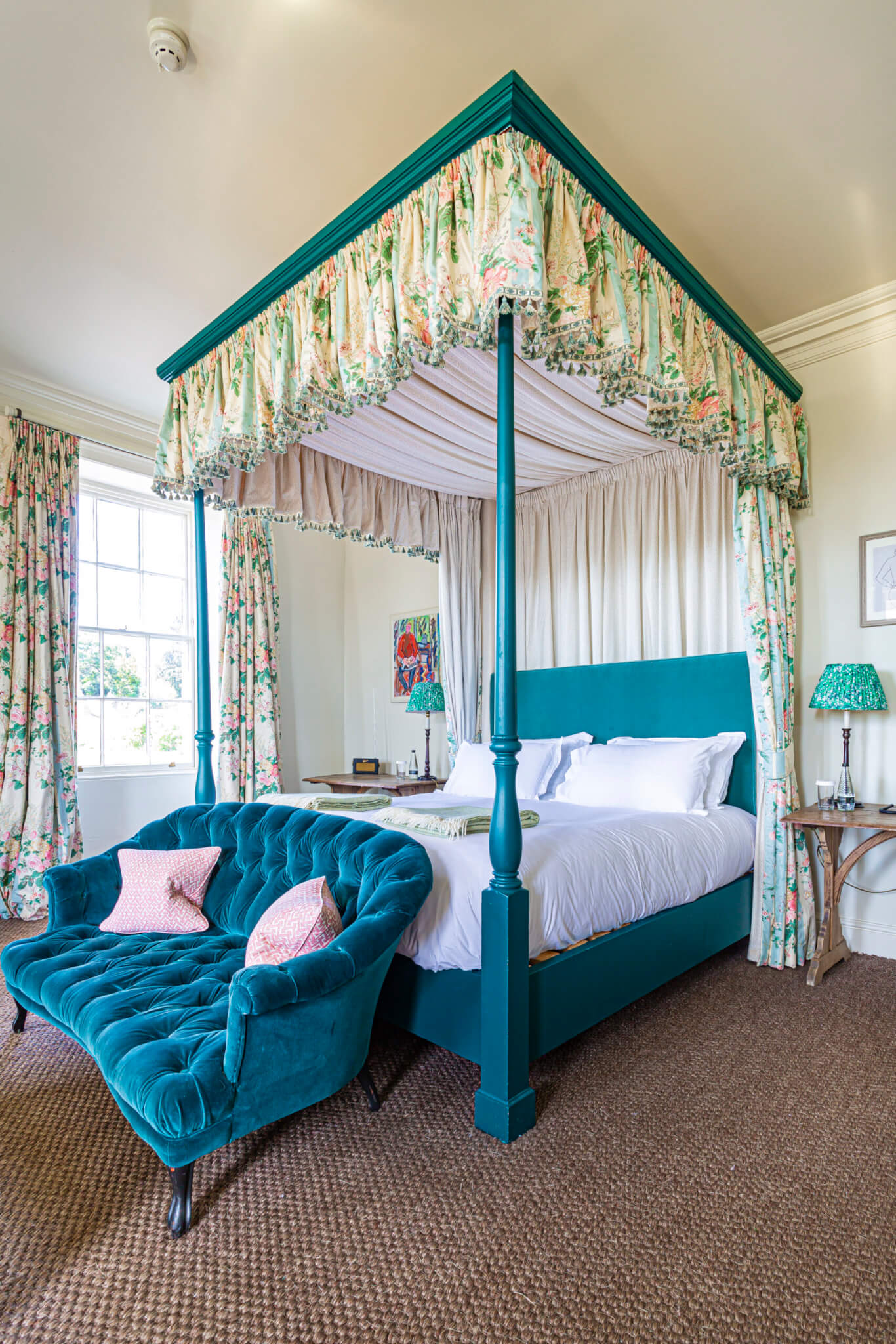 Talbot Hotel Malton Deluxe 4 Poster Room scaled